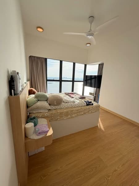Lovell @ Country Garden Danga Bay untuk Untuk Dijual - RM 1,000,000, Mac 2026 - Bedroom - PropertyGuru.com.my