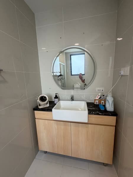 Lovell @ Country Garden Danga Bay untuk Untuk Dijual - RM 1,000,000, Mac 2026 - Bathroom - PropertyGuru.com.my