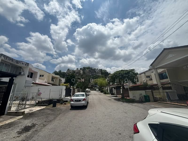 Rumah Berkembar untuk Dijual di Ukay Perdana (Ulu Kelang) - Raymond Chong - Exterior - PropertyGuru.com.my