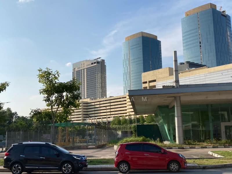 Shop / Office for Sale in Johor Bahru (Johor) - Max Lam - Exterior - PropertyGuru.com.my
