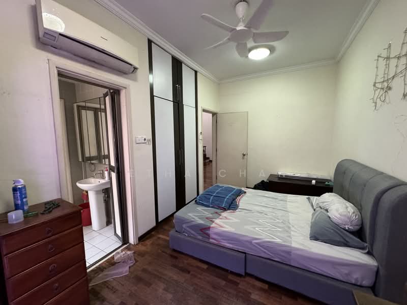 Taman Esplanad untuk Untuk Dijual - RM 2,350,000, Mac 2026 - Bedroom - PropertyGuru.com.my