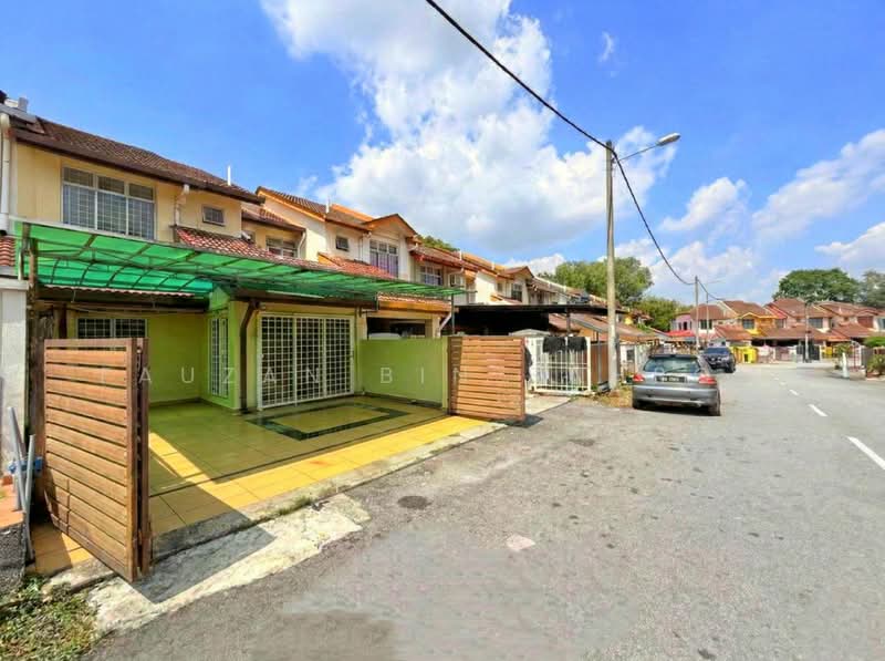 2-storey Terraced House for Sale in Kajang (Selangor) - Fauzan bin Sahrom - Exterior - PropertyGuru.com.my