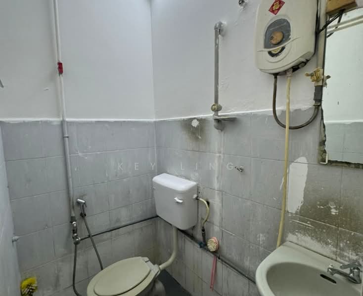 Bandar Menjalara untuk Untuk Dijual - RM 580,000, Mac 2026 - Bathroom - PropertyGuru.com.my