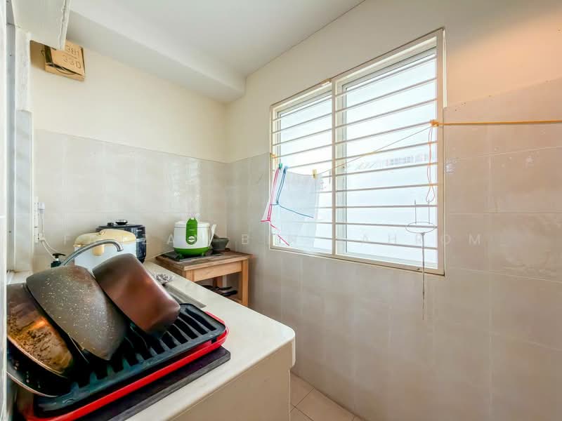 2-storey Terraced House for Sale in Ampang (Selangor) - Fauzan bin Sahrom - Kitchen - PropertyGuru.com.my
