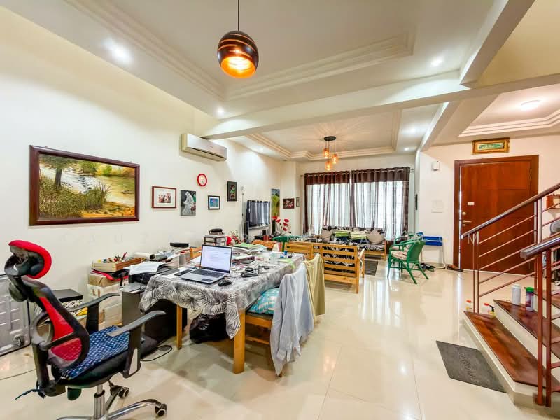 2-storey Terraced House for Sale in Ampang (Selangor) - Fauzan bin Sahrom - Living Room - PropertyGuru.com.my