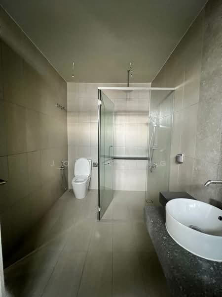 Semi-Detached House for Sale in Kota Kemuning (Shah Alam) - Jordan Ng - Bathroom - PropertyGuru.com.my