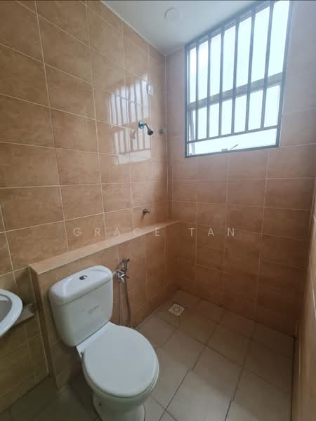 Bangi Avenue 3 Storey Taman Bangi Avenue, Bangi untuk Untuk Dijual - RM 678,000, Mac 2026 - Bathroom - PropertyGuru.com.my