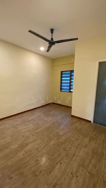 Ipoh Tasek Fully Renovated 2 Sty untuk Untuk Disewa - RM 1,500 /bulan, Mac 2026 - Interior - PropertyGuru.com.my