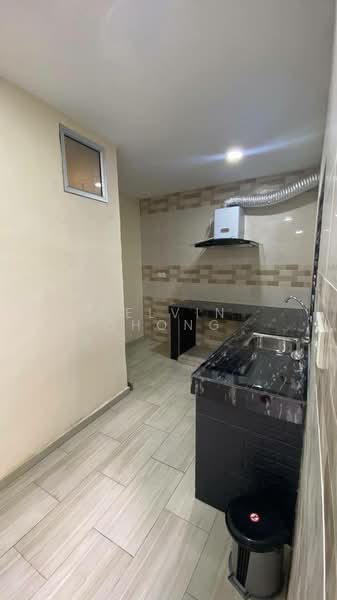 Ipoh Tasek Fully Renovated 2 Sty untuk Untuk Disewa - RM 1,500 /bulan, Mac 2026 - Kitchen - PropertyGuru.com.my