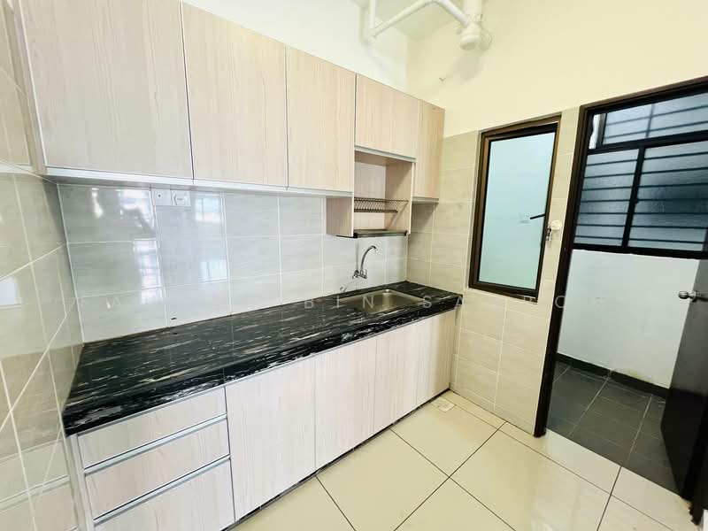Residensi Zamrud untuk Untuk Dijual - RM 299,000, Mac 2026 - Kitchen - PropertyGuru.com.my