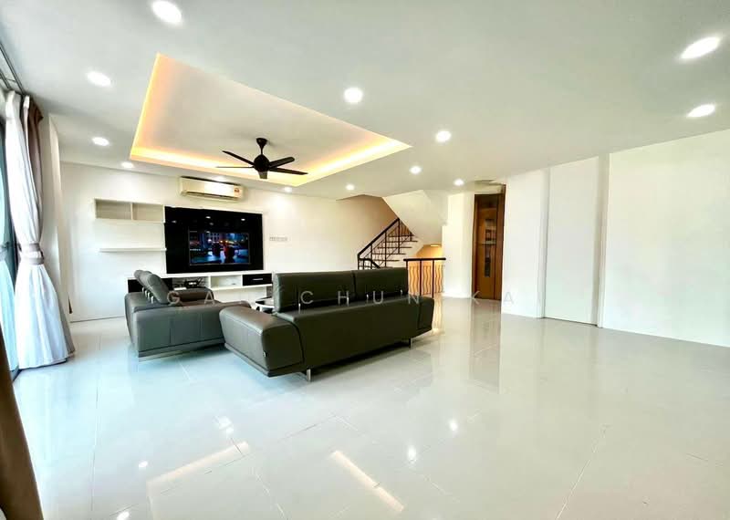 Kondominium untuk Disewa di Moonlight Bay - Gan Chun Kai - Living Room - PropertyGuru.com.my