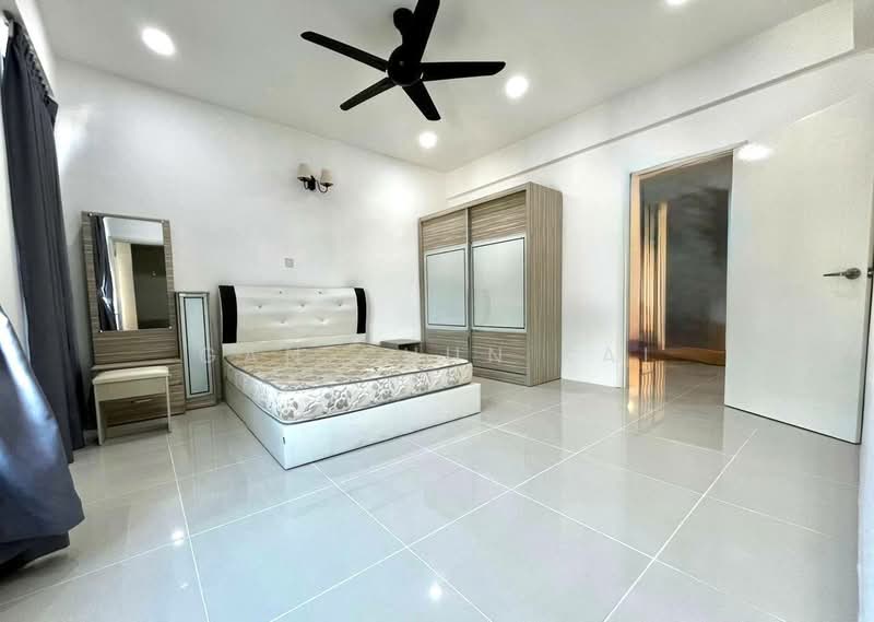 Kondominium untuk Disewa di Moonlight Bay - Gan Chun Kai - Bedroom - PropertyGuru.com.my