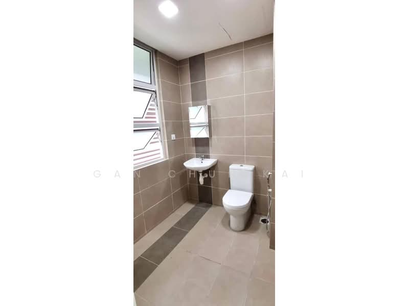 Service Residence for Rent at Summerton - Gan Chun Kai - Bathroom - PropertyGuru.com.my