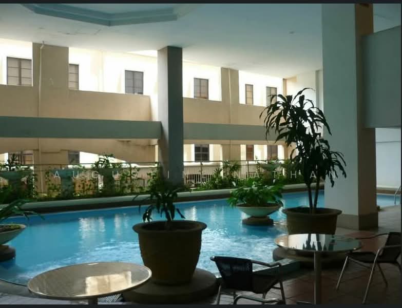 Service Residence for Sale at Mayfair - Augustine Nathan - Pool - PropertyGuru.com.my