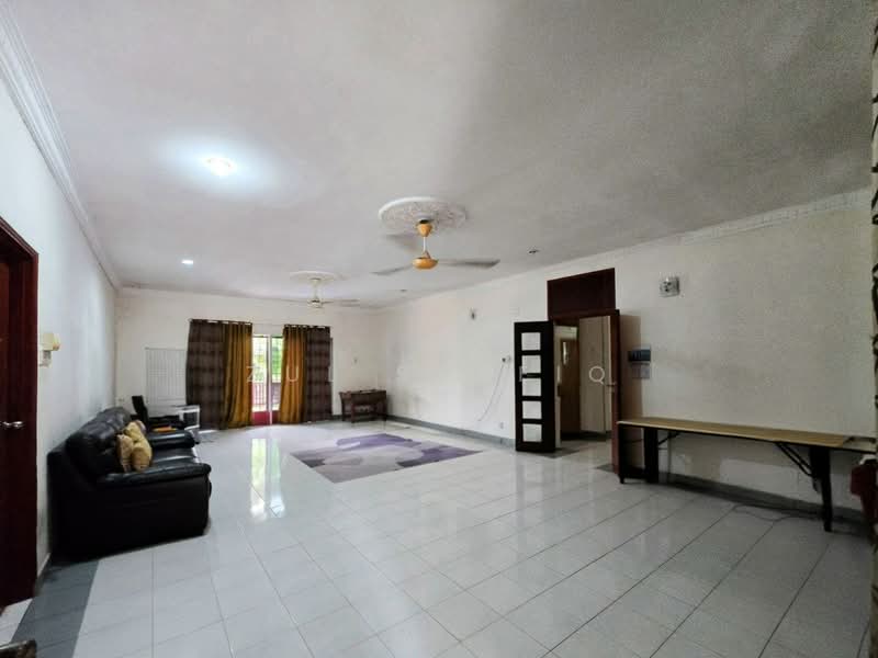Rawang untuk Untuk Dijual - RM 1,300,000, Mac 2026 - Living Room - PropertyGuru.com.my