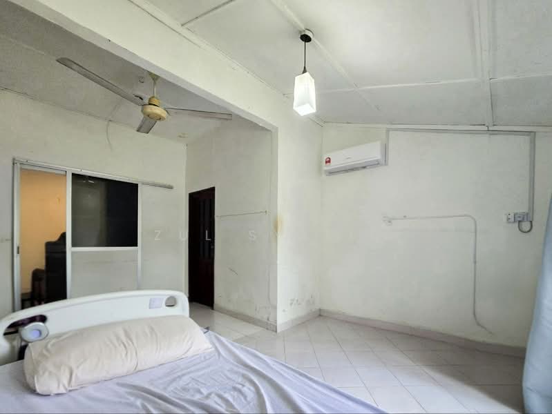 Rawang untuk Untuk Dijual - RM 1,300,000, Mac 2026 - Bedroom - PropertyGuru.com.my