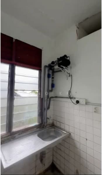 Flat for Rent at United Garden (Taman Lee Yan Lian) - Ong KK - Kitchen - PropertyGuru.com.my