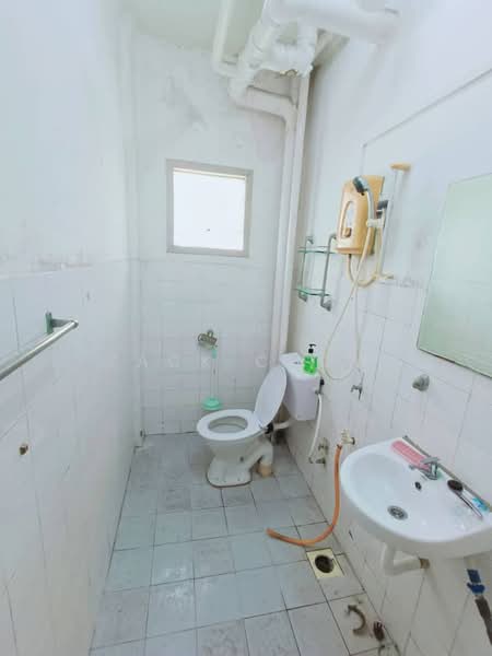 Apartment for Sale at Ria 1 - Zack Chow - Bathroom - PropertyGuru.com.my