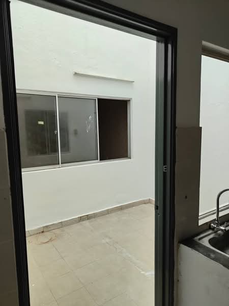 Shop / Office for Rent in Bandar Bukit Mahkota (Bangi) - Chris Lee - Interior - PropertyGuru.com.my