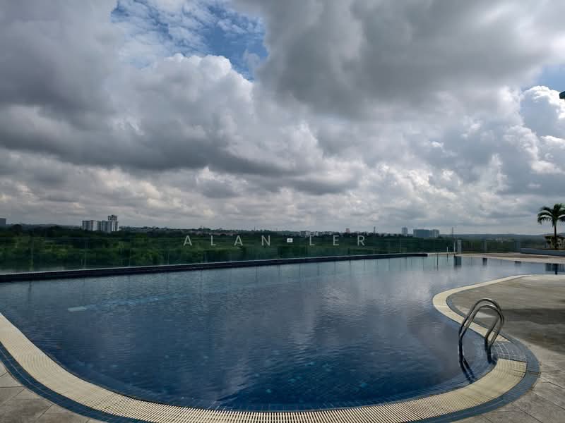 Bayu Marina untuk Untuk Dijual - RM 270,000, Mac 2026 - Pool - PropertyGuru.com.my