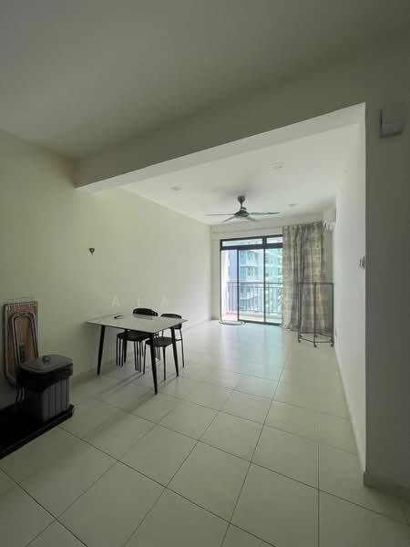 The Garden Residences untuk Untuk Dijual - RM 295,000, Mac 2026 - Living Room - PropertyGuru.com.my
