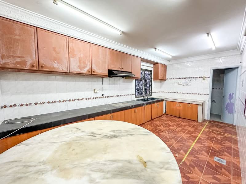 2-storey Terraced House for Sale in Kota Damansara (Selangor) - Ahmad Ikhwan Arif - Kitchen - PropertyGuru.com.my