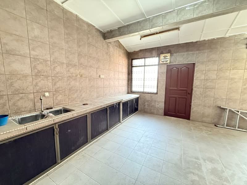 For Sale - Taman Pelangi Indah