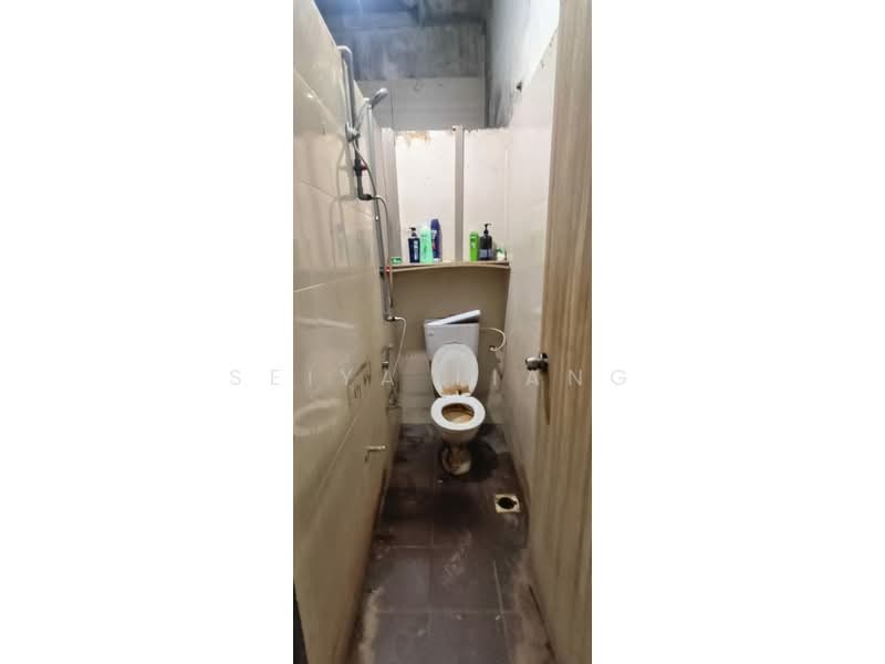 Factory for Sale in Permas Jaya (Johor) - Seiya Liang - Bathroom - PropertyGuru.com.my