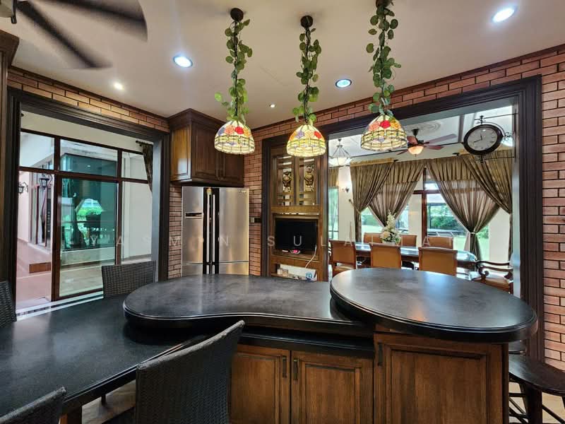 Bungalow for Sale in Bukit Jelutong (Shah Alam) - Yasmin Sulaiman - Kitchen - PropertyGuru.com.my