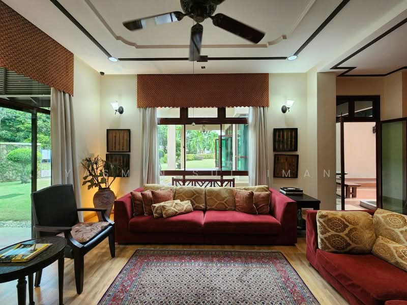 Bungalow for Sale in Bukit Jelutong (Shah Alam) - Yasmin Sulaiman - Living Room - PropertyGuru.com.my