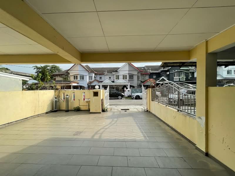 2-storey Terraced House for Sale in Usj 9 (Subang Jaya) - Nadia Rahim - Exterior - PropertyGuru.com.my