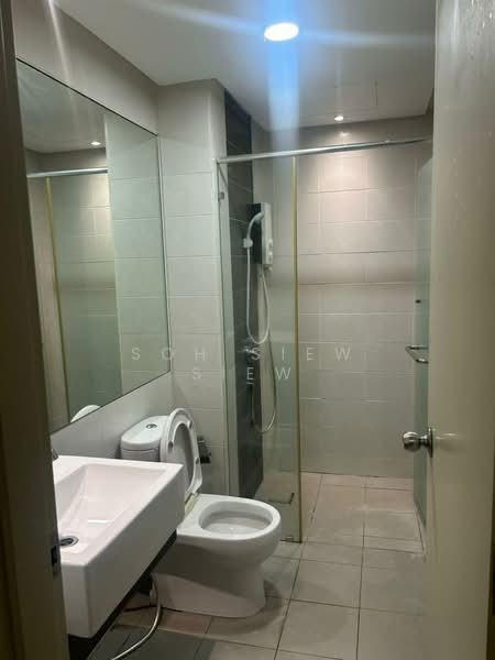 Pangsapuri untuk Disewa di V Residence Suites @ Sunway Velocity - Soh Siew Siew - Bathroom - PropertyGuru.com.my