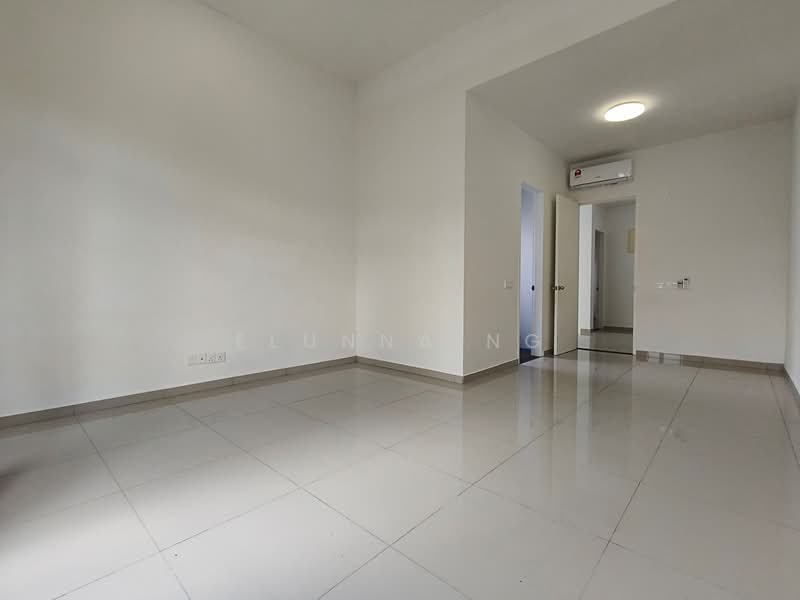 Terraced House for Rent in Kota Masai (Pasir Gudang) - Elunna Ng - Living Room - PropertyGuru.com.my