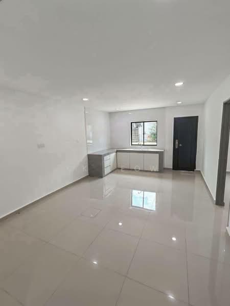 Single storey house for sale at tampoi untuk Untuk Dijual - RM 599,000, Mac 2026 - Kitchen - PropertyGuru.com.my