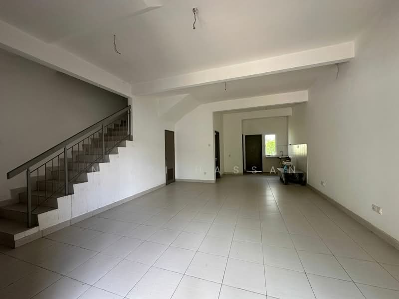 Terraced House for Sale in Aman Putri (Sungai Buloh) - Nazri Hassan - Interior - PropertyGuru.com.my
