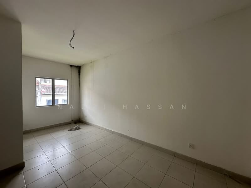 Terraced House for Sale in Aman Putri (Sungai Buloh) - Nazri Hassan - Interior - PropertyGuru.com.my