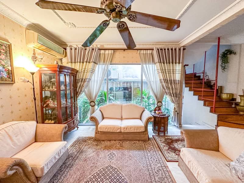 Taman Wangsa Baiduri untuk Untuk Dijual - RM 850,000, Mac 2026 - Living Room - PropertyGuru.com.my