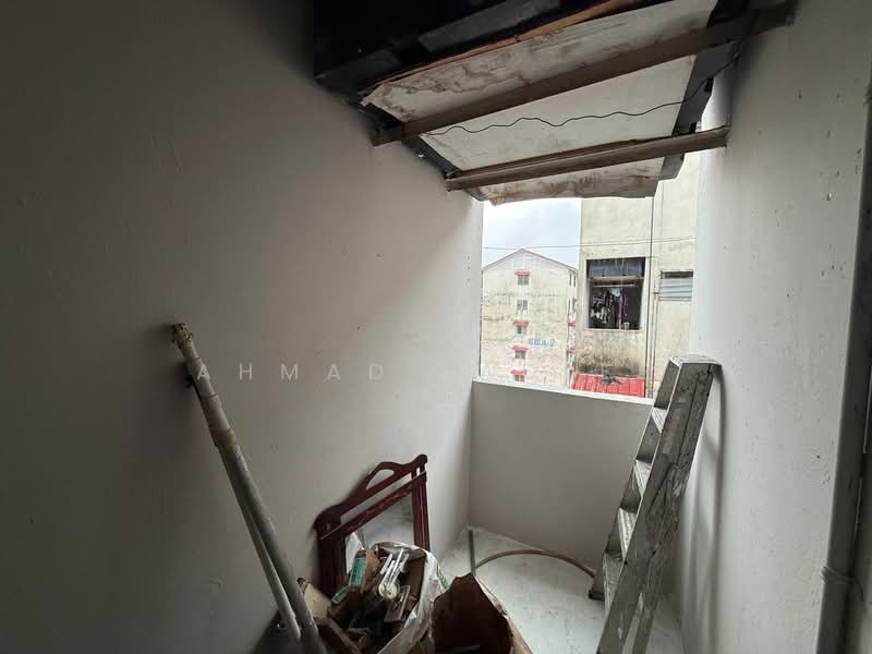 Flat for Sale at Gugusan Seroja - Ahmad Fadlee - PropertyGuru.com.my