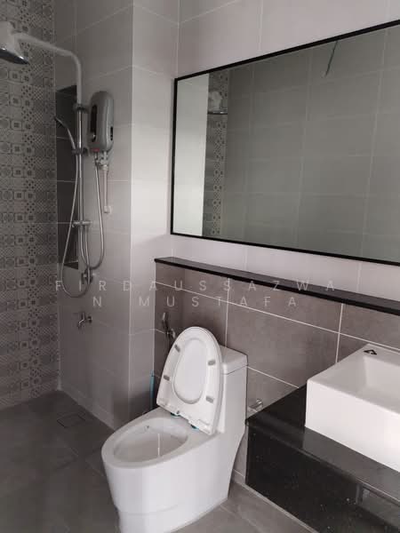 2-storey Terraced House for Sale in Elmina (Shah Alam) - Firdaussazwan Mustafa - Bathroom - PropertyGuru.com.my
