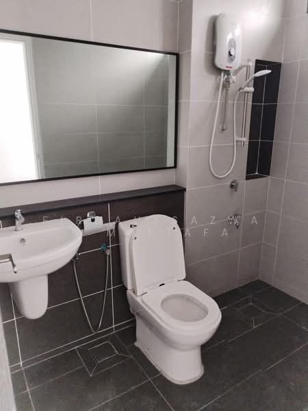 2-storey Terraced House for Sale in Elmina (Shah Alam) - Firdaussazwan Mustafa - Bathroom - PropertyGuru.com.my