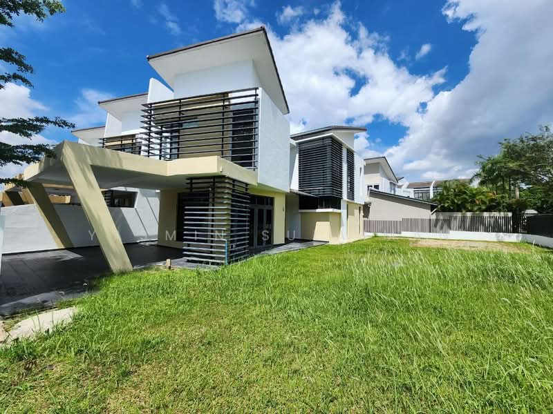 2-storey Terraced House for Sale in Laman Glenmarie (Shah Alam) - Yasmin Sulaiman - Exterior - PropertyGuru.com.my