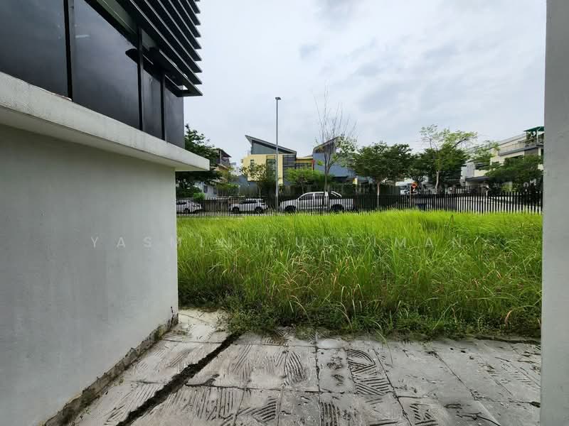 2-storey Terraced House for Sale in Laman Glenmarie (Shah Alam) - Yasmin Sulaiman - Exterior - PropertyGuru.com.my