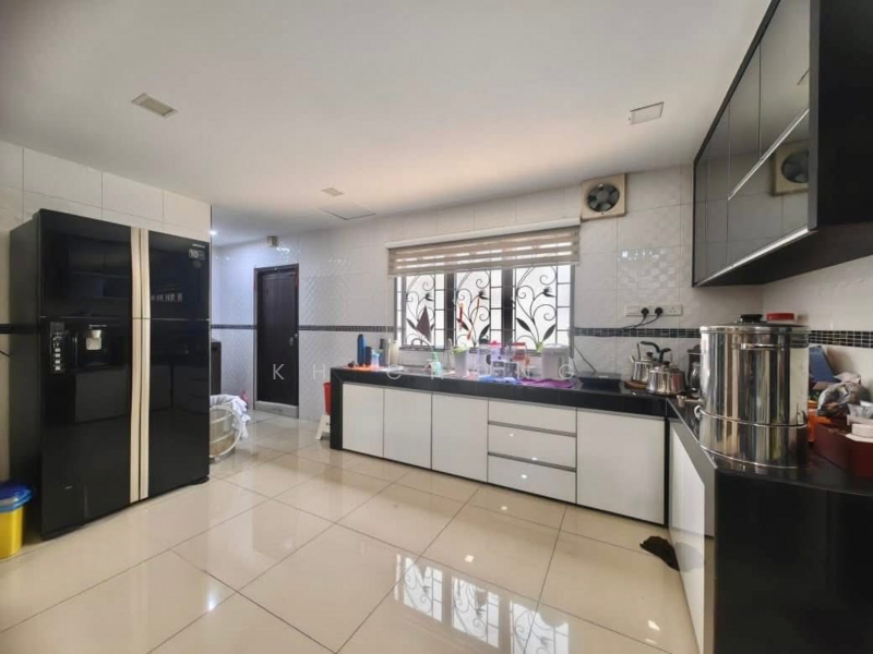 2-storey Terraced House for Sale in Bandar Bukit Tinggi 2 (Klang) - KH Chong - Kitchen - PropertyGuru.com.my