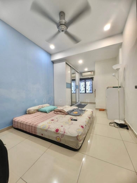 2-storey Terraced House for Sale in Bandar Bukit Tinggi 2 (Klang) - KH Chong - Bedroom - PropertyGuru.com.my