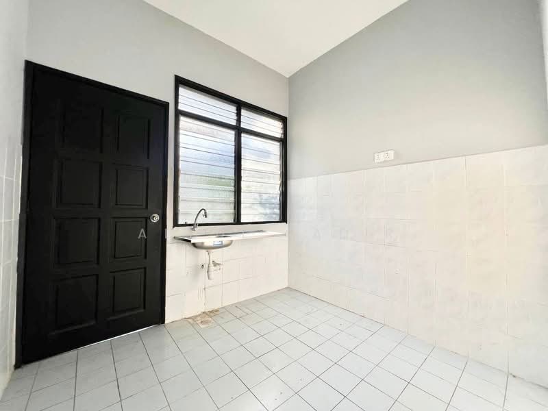 2-storey Terraced House for Sale in Sepang (Selangor) - Abdul Qadir - PropertyGuru.com.my