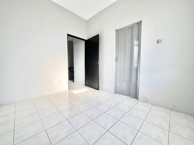 2-storey Terraced House for Sale in Sepang (Selangor) - Abdul Qadir - PropertyGuru.com.my