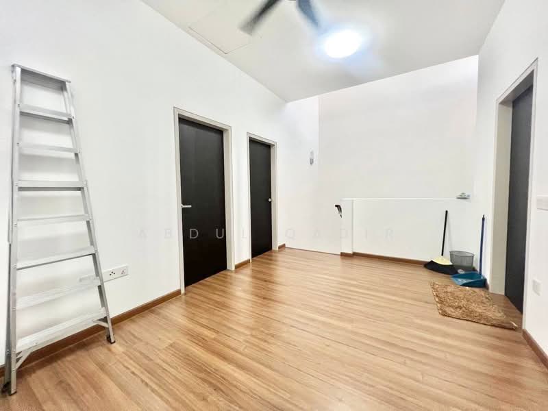 2-storey Terraced House for Sale in Bandar Serenia (Dengkil) - Abdul Qadir - PropertyGuru.com.my