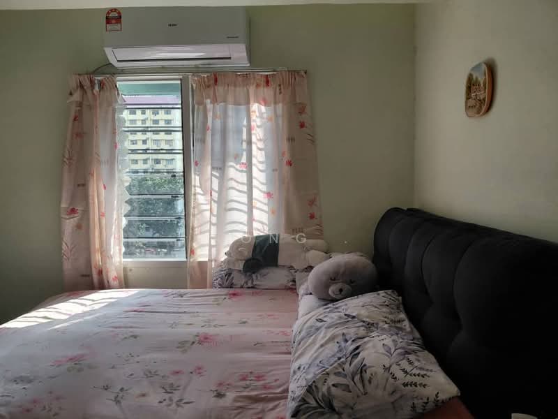 Taman Dato' Syed Abbas untuk Untuk Dijual - RM 320,000, Mac 2026 - Bedroom - PropertyGuru.com.my
