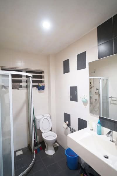 Gunung Rapat Taman Rapat Permai Double Storey House untuk Untuk Dijual - RM 430,000, Mac 2026 - Bathroom - PropertyGuru.com.my