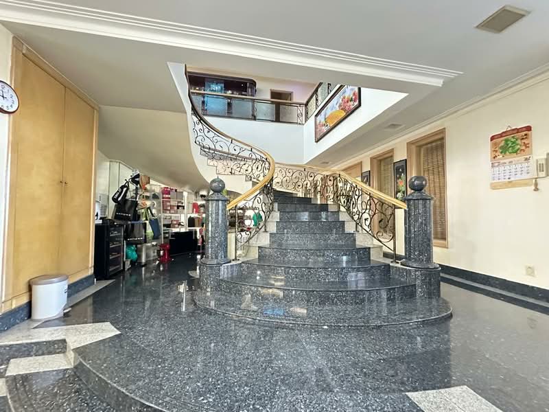 Bungalow House for Sale in Country Heights (Kajang) - Hei Kar Jun - Entrance - PropertyGuru.com.my